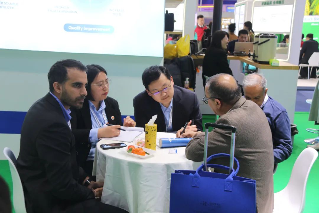 金牌赞助企业三亿(集团)体育生物全新亮相上海CAC国际农化展，以科技实力献礼25周年